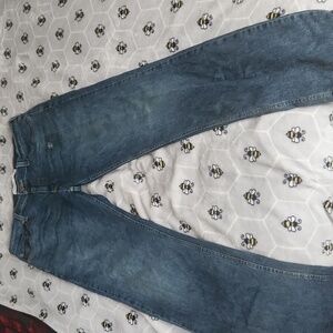 - Signature Levu Strauss S61 relaxed Size 36X34